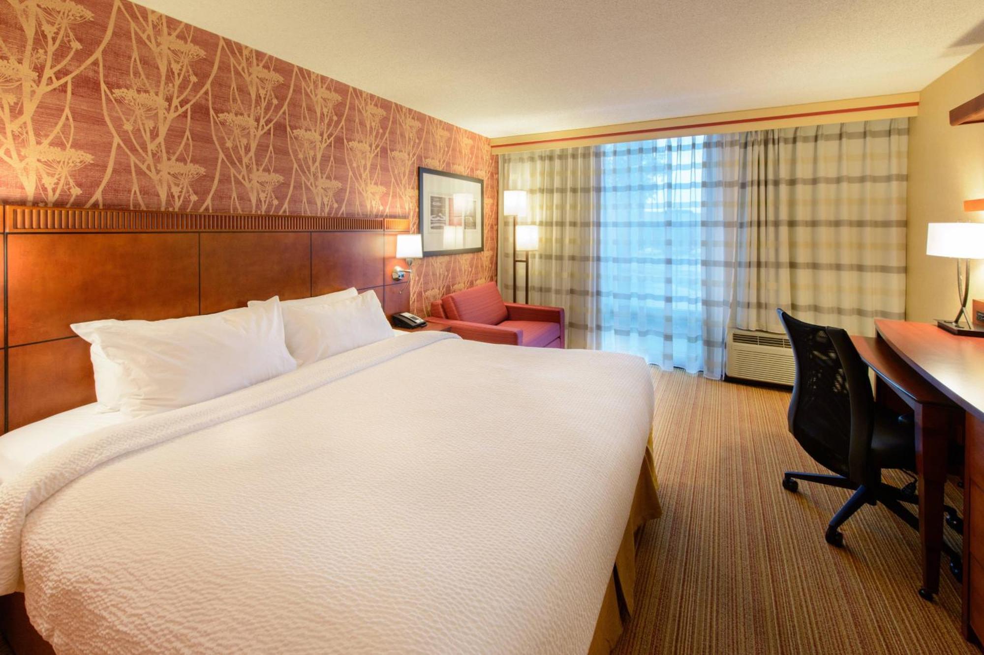 Courtyard By Marriott Canton Норт-Кантон Екстер'єр фото
