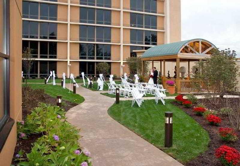 Courtyard By Marriott Canton Норт-Кантон Екстер'єр фото
